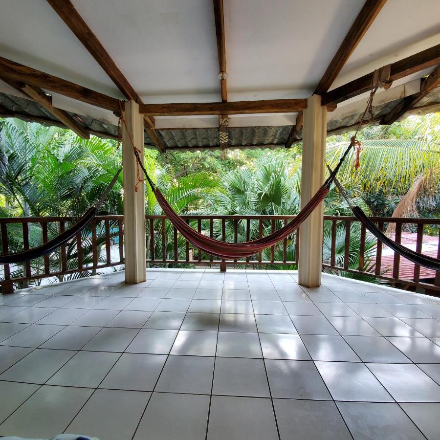 Layback Surf Hotel Tamanique Εξωτερικό φωτογραφία